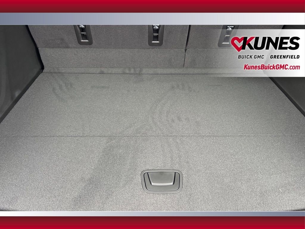 New 2026 GMC Yukon XL AT4 image 38