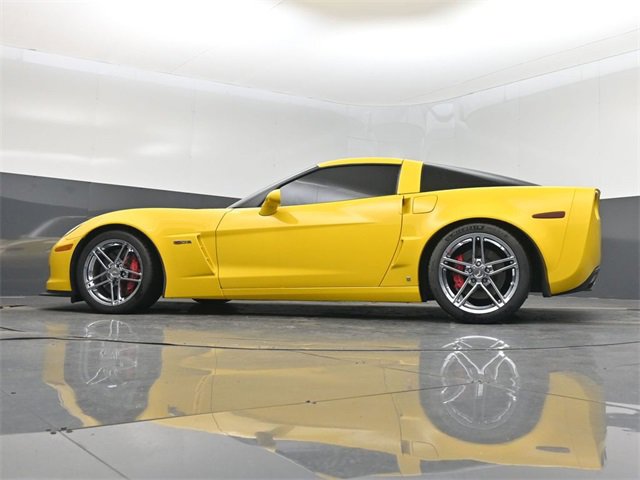 Used 2006 Chevrolet Corvette Z06 w/ Preferred Equipment Group image 38