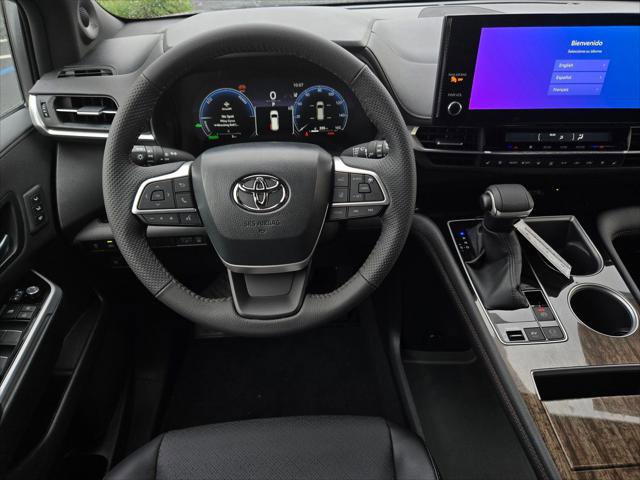 Certified 2026 Toyota Sienna Limited FWD image 12