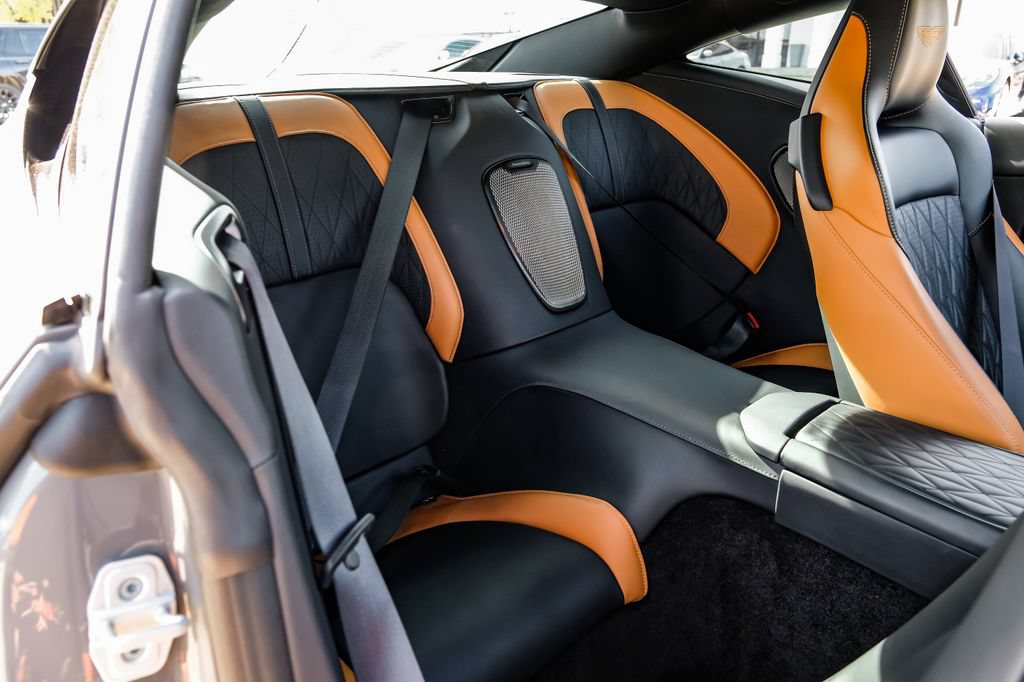 Used 2024 Aston Martin DB12 Coupe RWD image 41