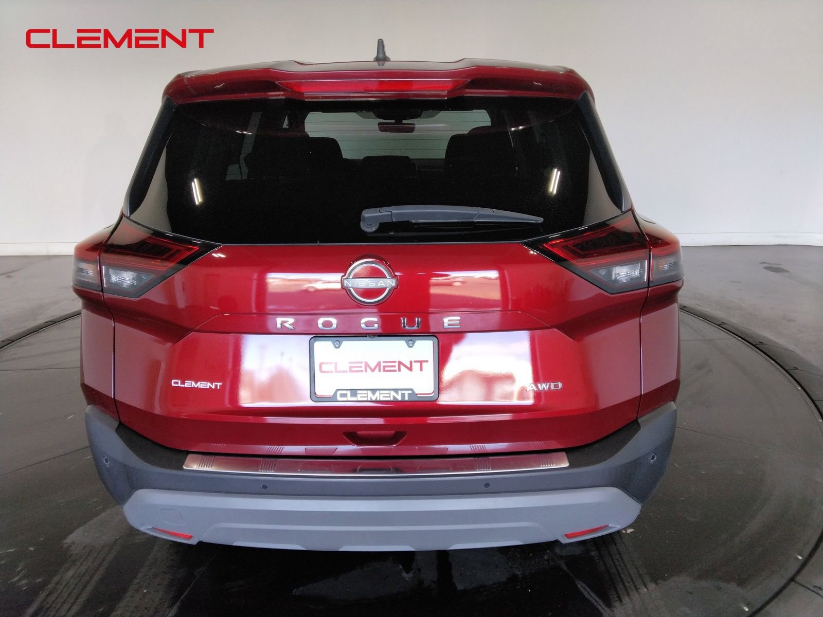 Used 2023 Nissan Rogue S image 6