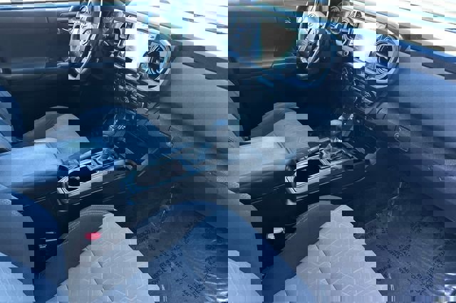 Used 2021 Toyota Tacoma TRD Sport w/ Technology Package image 17