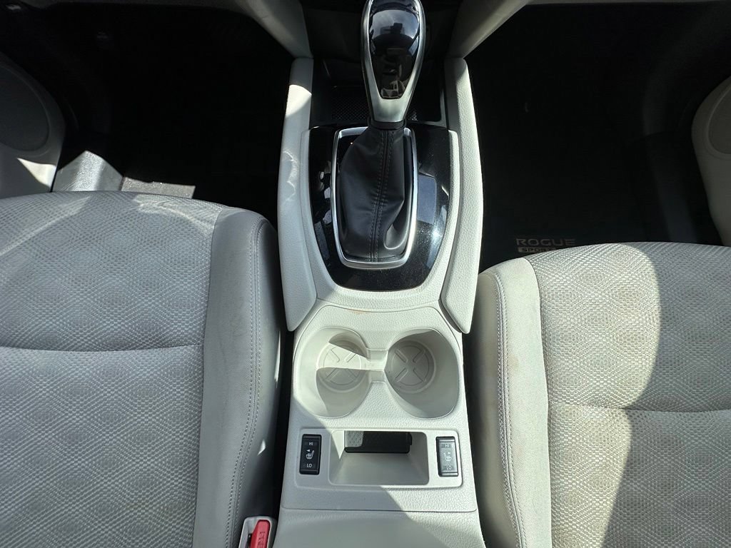 Used 2021 Nissan Rogue Sport SV FWD image 21