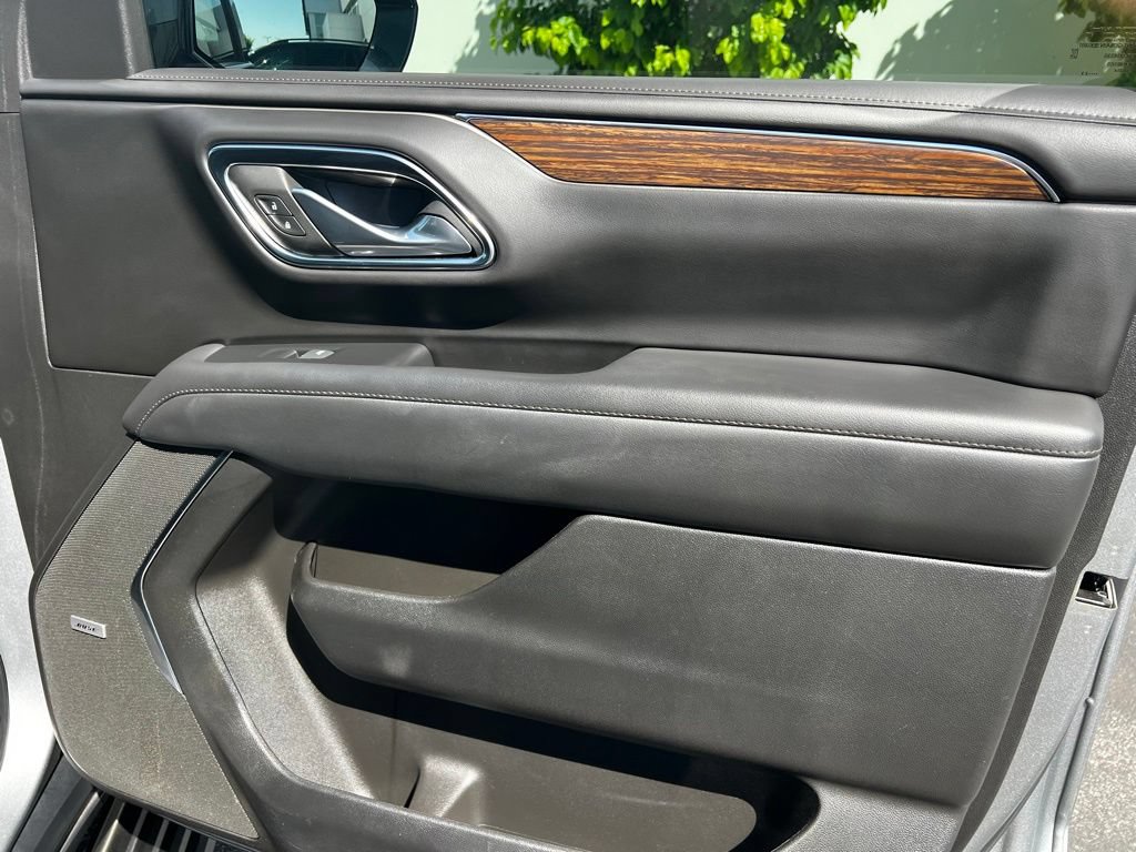 Used 2023 Chevrolet Tahoe High Country AWD/4WD image 30