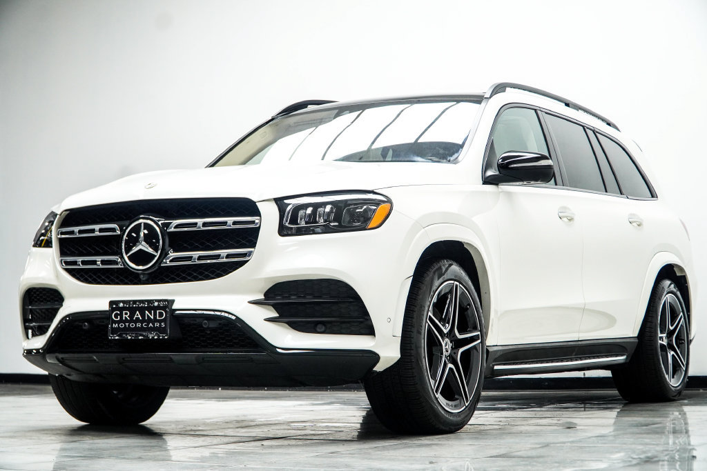 Used 2023 Mercedes-Benz GLS 450 4MATIC w/ AMG Line Exterior image 12