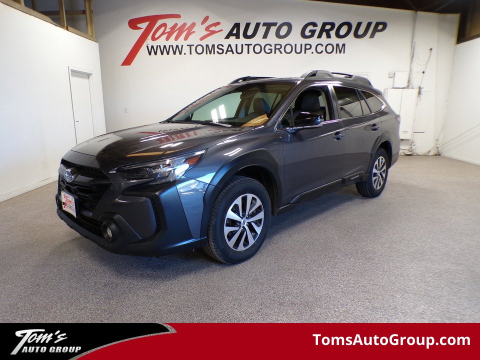 Used 2024 Subaru Outback Premium image 1