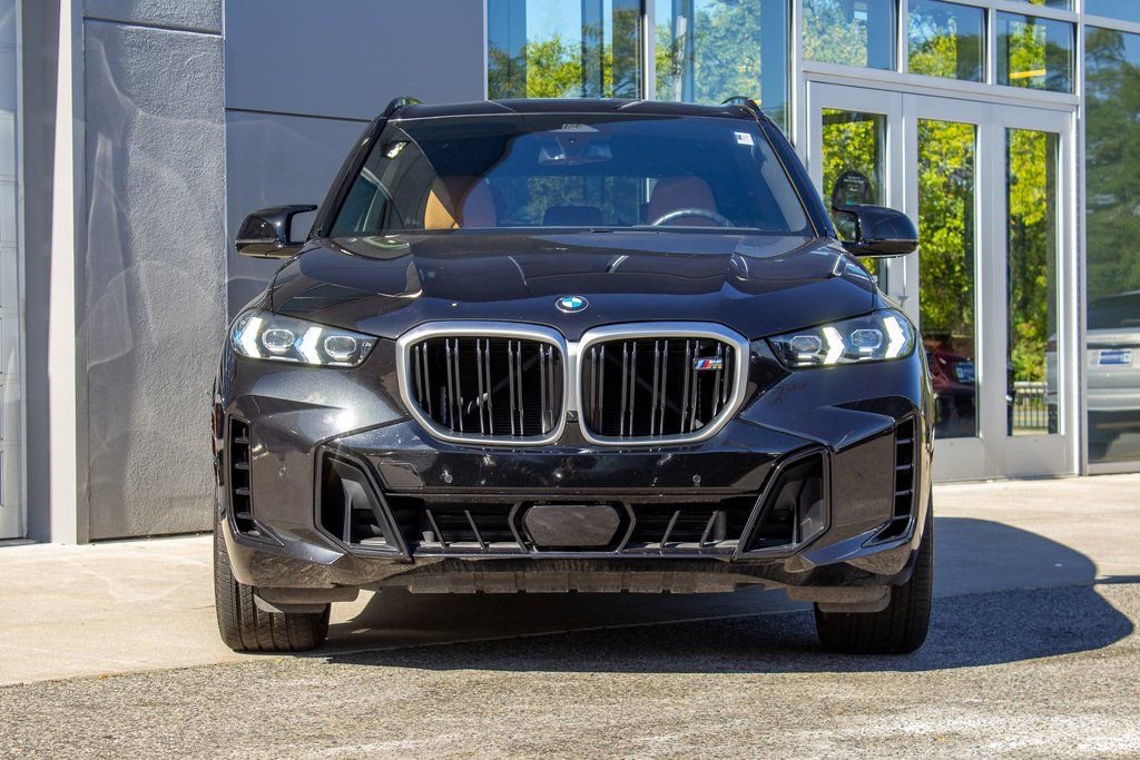 Used 2025 BMW X5 M60i w/ Climate Comfort Package image 2
