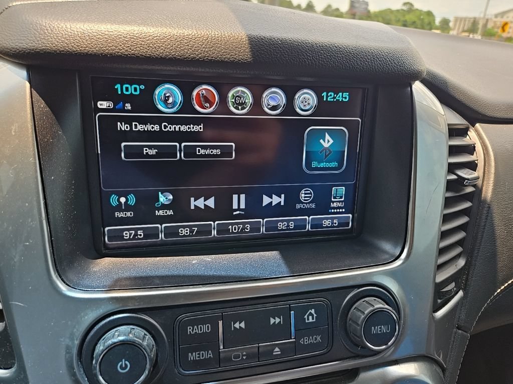 Used 2019 Chevrolet Suburban LT RWD image 17