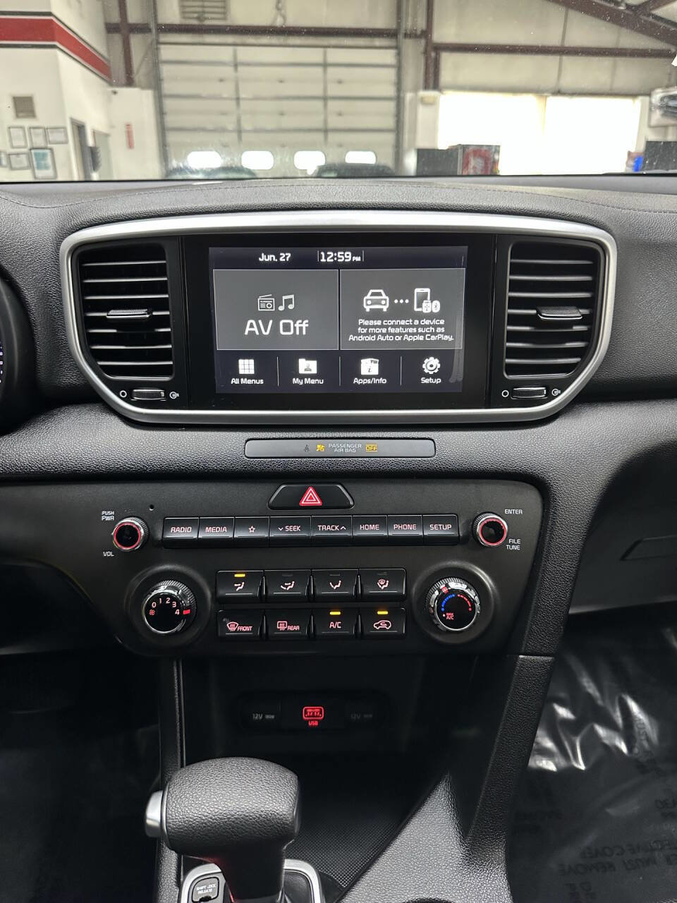 Used 2020 Kia Sportage LX image 28