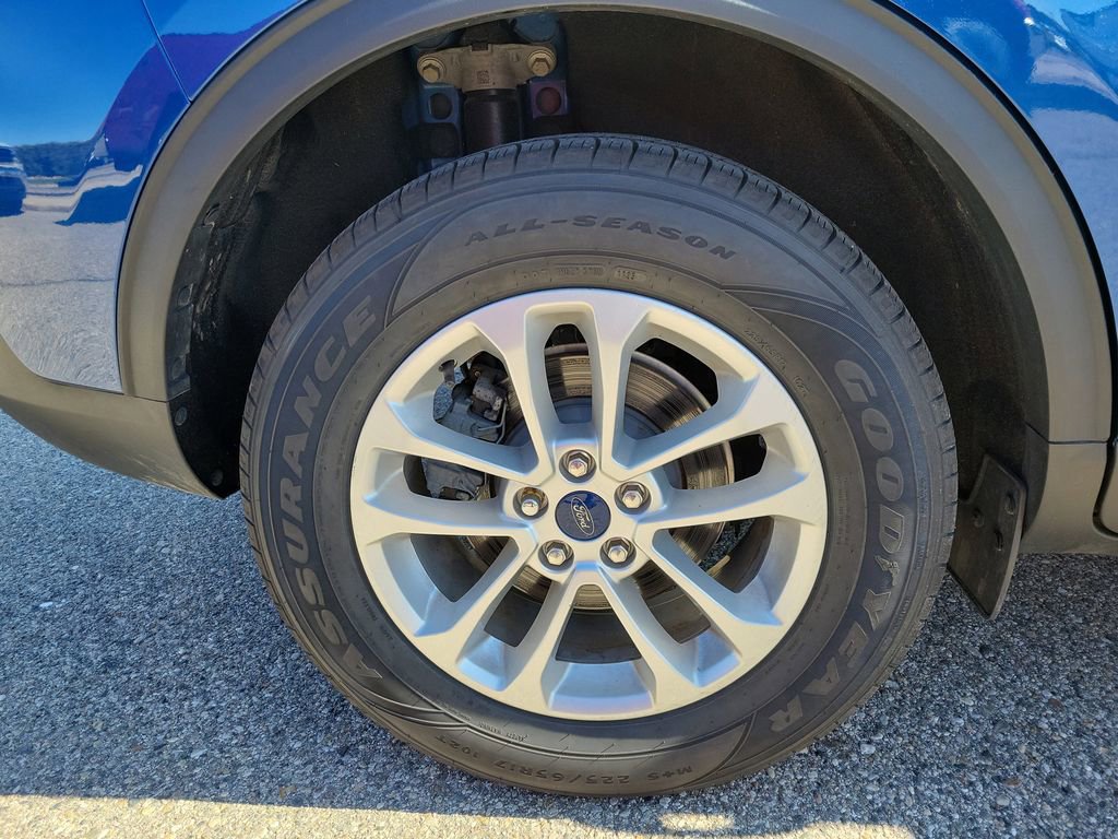 Certified 2022 Ford Escape SE w/ Convenience Package AWD/4WD image 9