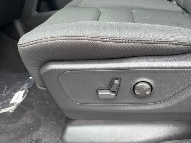 New 2026 RAM 1500 Big Horn AWD/4WD image 16