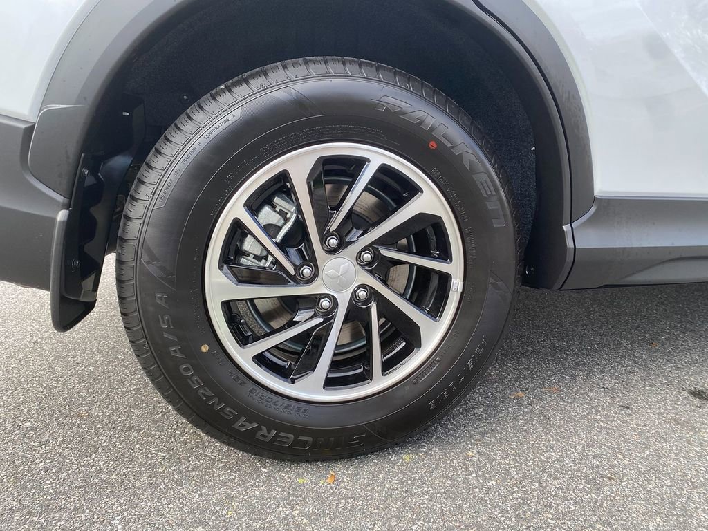 New 2026 Mitsubishi Eclipse Cross ES AWD/4WD image 30