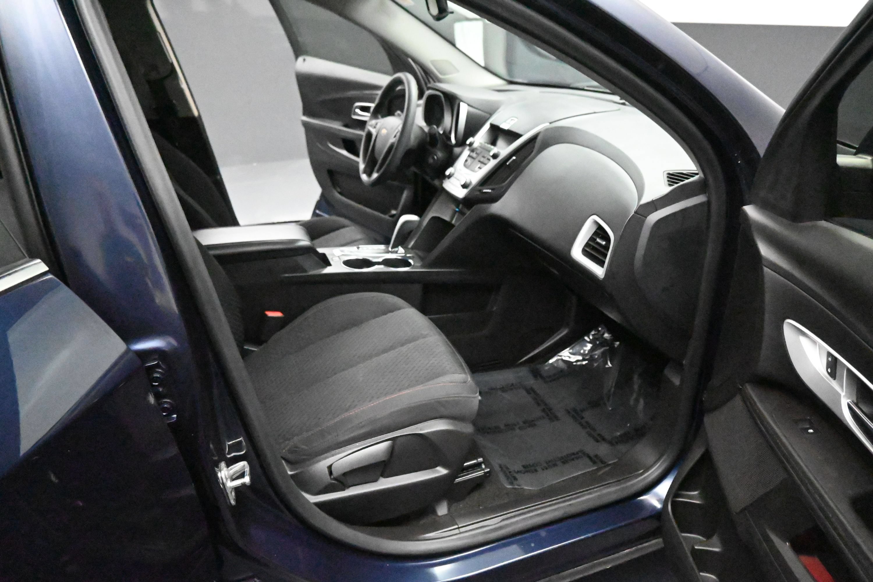 Used 2015 Chevrolet Equinox LS FWD image 20