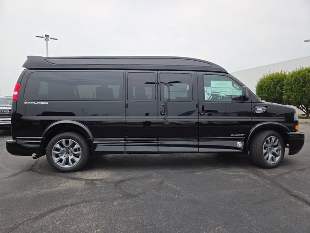New 2026 GMC Savana 2500 Extended w/ Driver Convenience Package RWD image 16