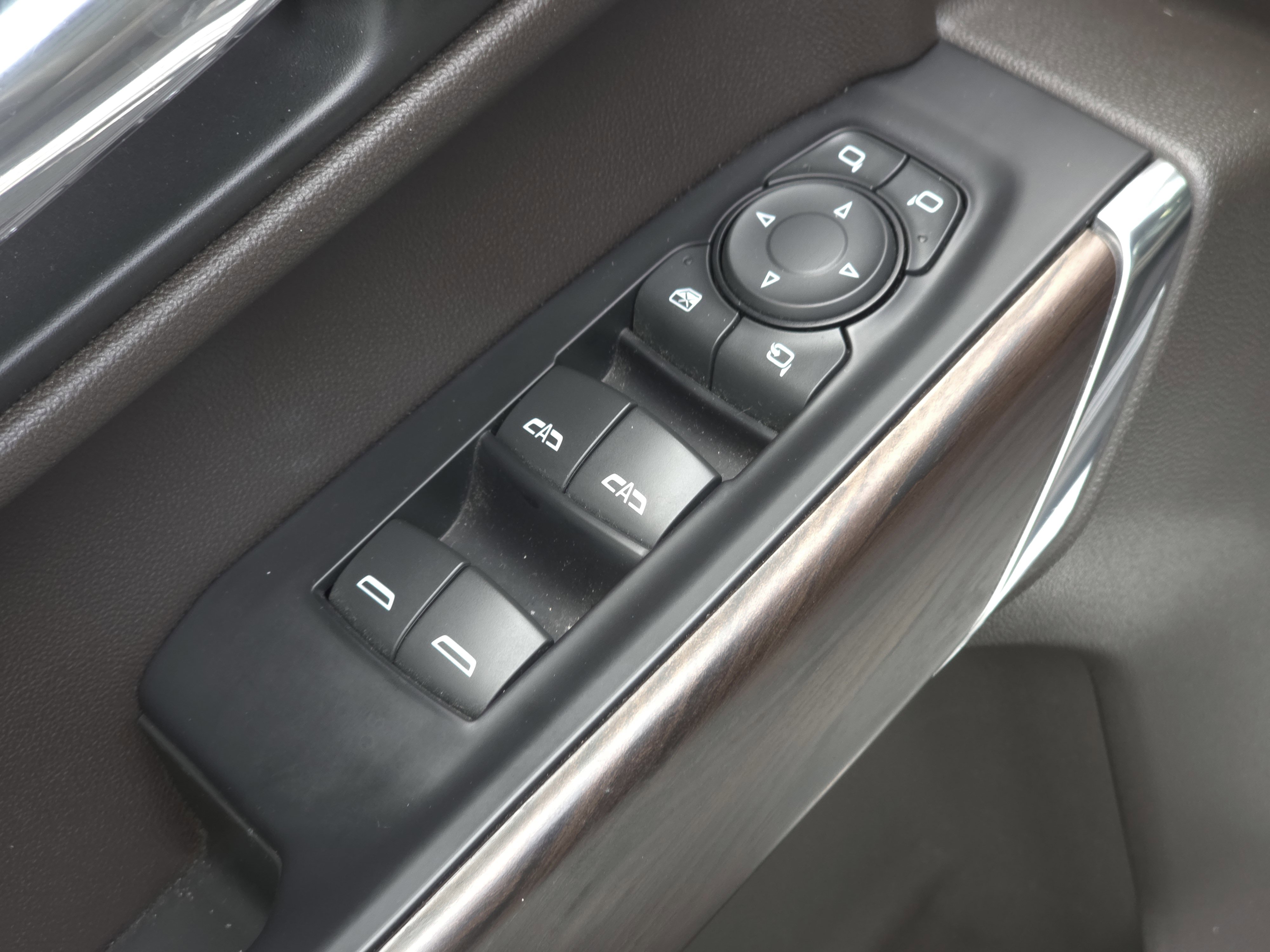 Used 2020 GMC Sierra 1500 SLT w/ SLT Premium Plus Package image 26