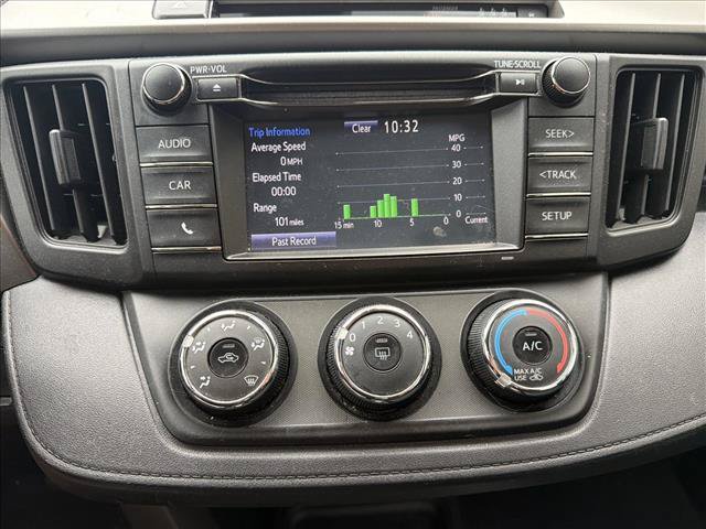 Used 2017 Toyota RAV4 LE w/ Carpet Mat Package AWD/4WD image 20