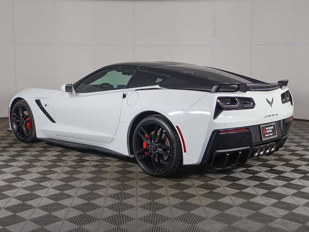 Used 2019 Chevrolet Corvette Stingray Coupe w/ 1LT image 6
