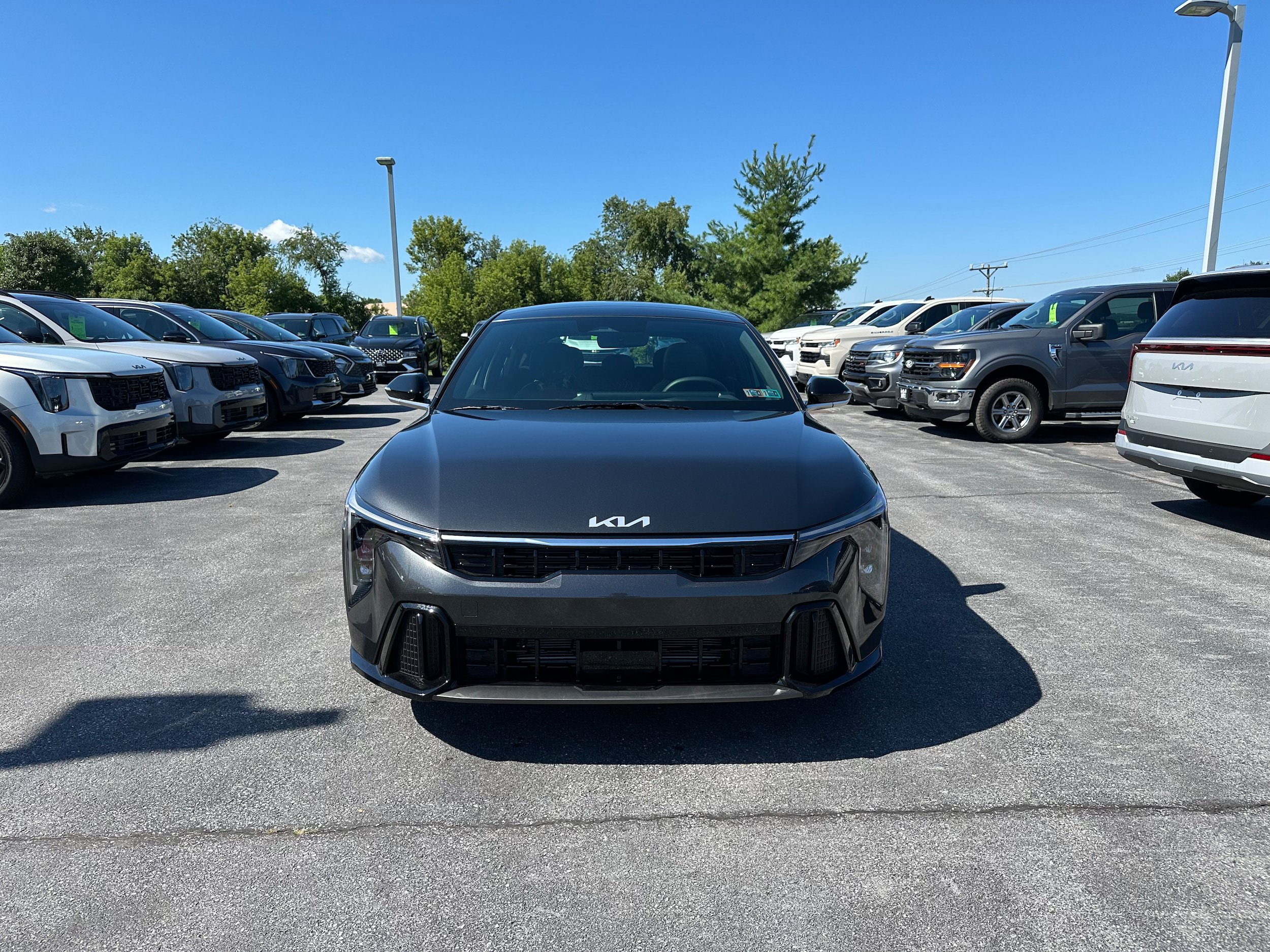 New 2026 Kia K4 GT-Line w/ GT-Line Premium Package FWD image 2