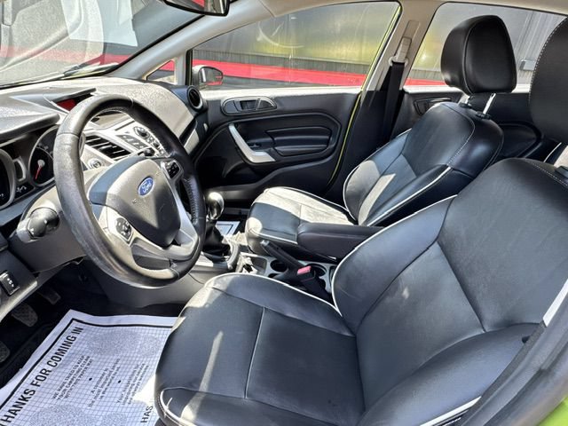 Used 2013 Ford Fiesta Titanium w/ Black Sport Appearance Pkg FWD image 12