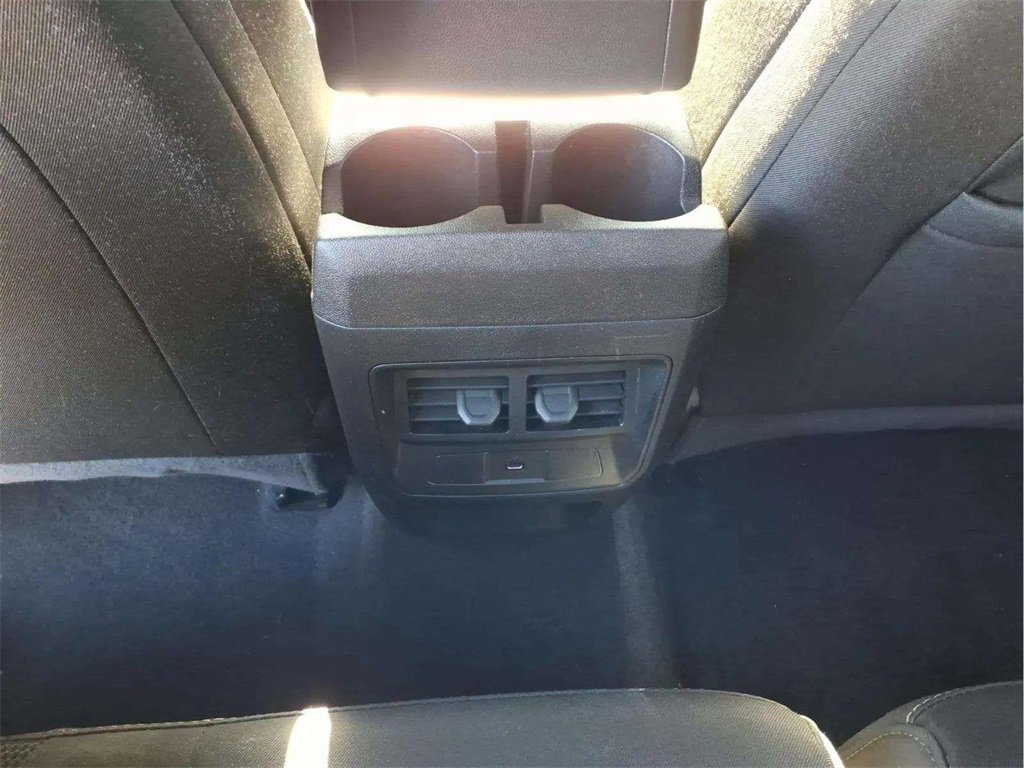 Used 2025 Chevrolet Colorado LT image 14