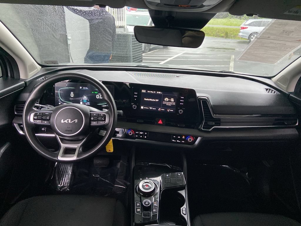 Used 2023 Kia Sportage LX AWD/4WD image 18