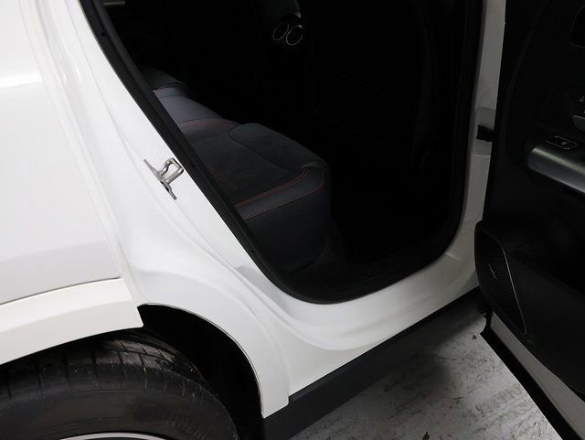 Certified 2025 Mercedes-Benz GLA 35 AMG 4MATIC image 33