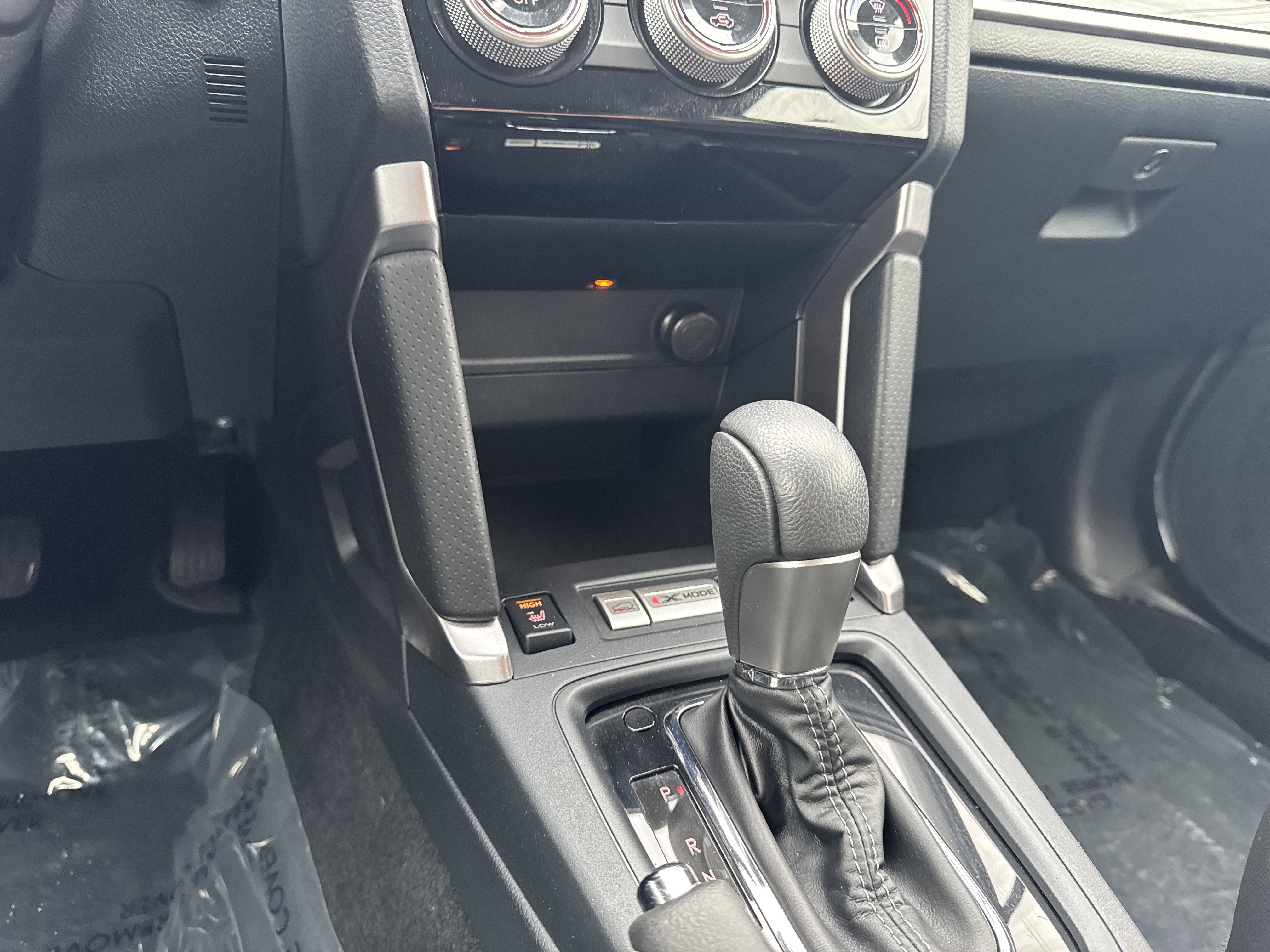 Used 2017 Subaru Forester 2.5i Touring image 12