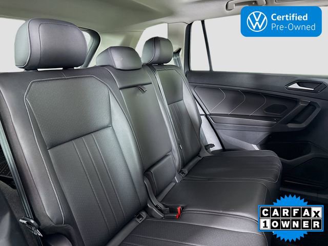 Certified 2022 Volkswagen Tiguan SE w/ Panoramic Sunroof Package image 28