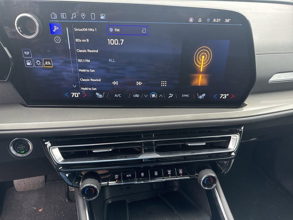 Used 2024 Chevrolet Traverse LT image 17