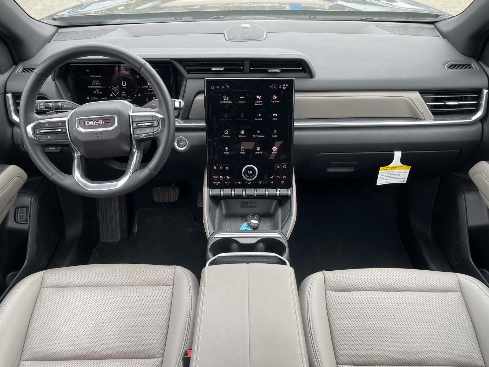 Certified 2025 GMC Terrain Elevation w/ Elevation Premium Package image 17