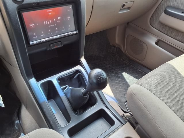 Used 2004 Nissan Frontier XE w/ (VTP) Value Truck Pkg RWD image 25