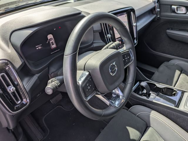 Certified 2023 Volvo XC40 Recharge Plus image 16