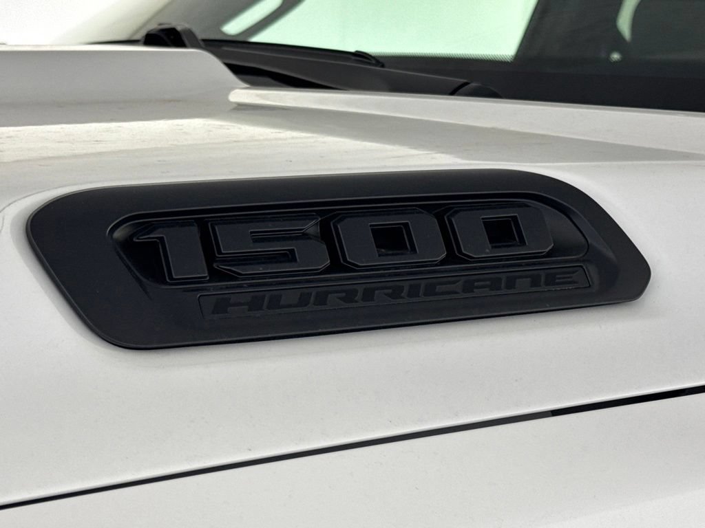 New 2027 RAM 1500 4x4 Crew Cab image 11