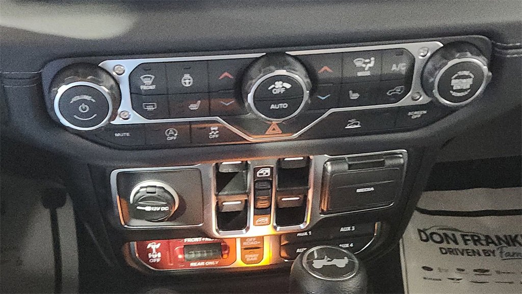 New 2026 Jeep Wrangler Unlimited Rubicon w/ Xtreme 35 Tire Package image 22