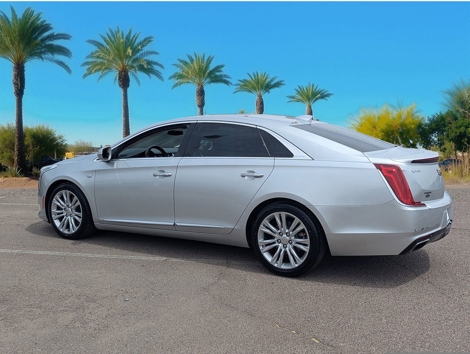 Used 2019 Cadillac XTS Luxury FWD image 3