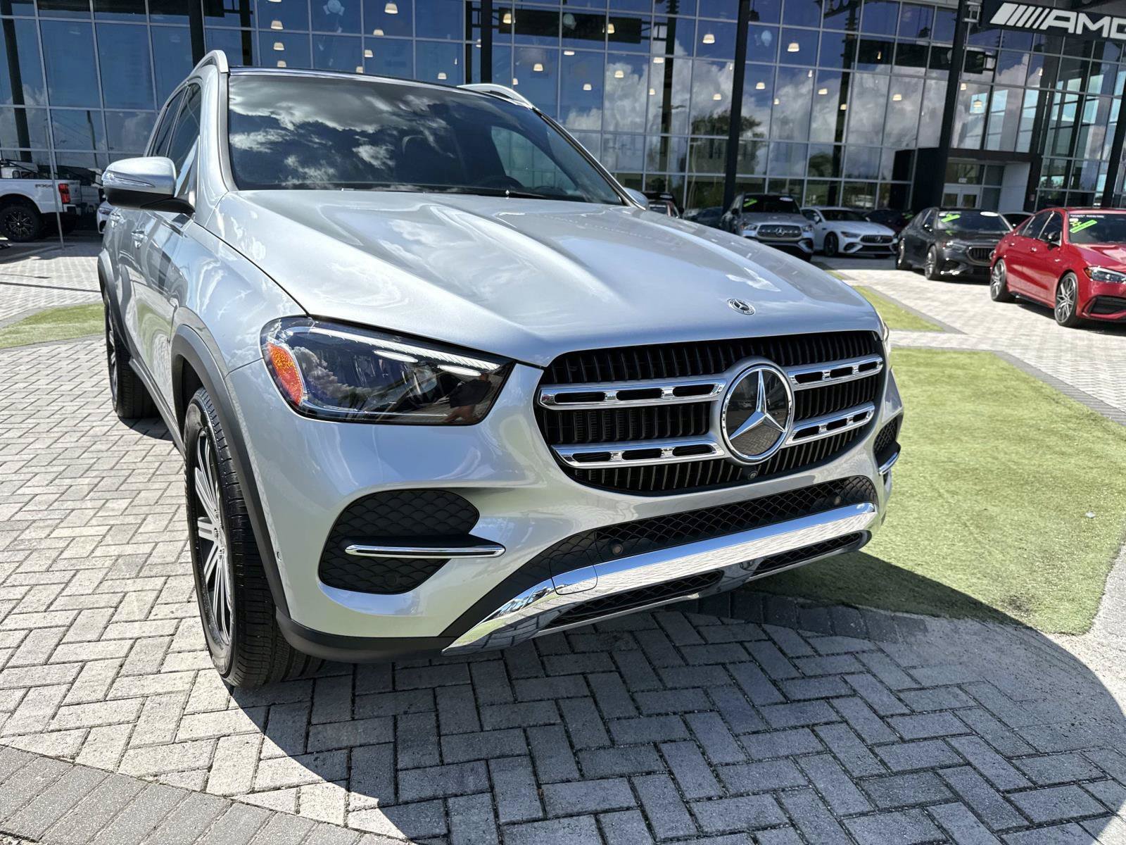 Certified 2025 Mercedes-Benz GLE 350 4MATIC image 8