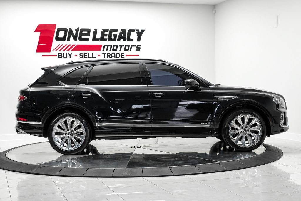 Used 2023 Bentley Bentayga Extended Wheelbase AWD/4WD image 7