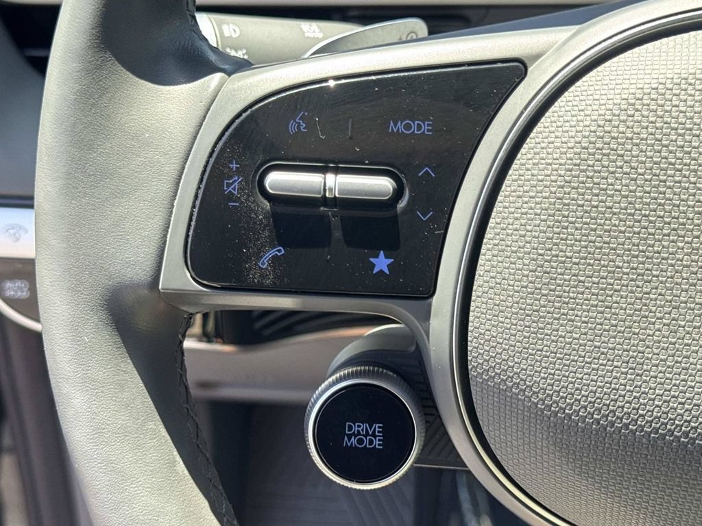 Certified 2024 Hyundai Ioniq 5 SEL RWD image 8