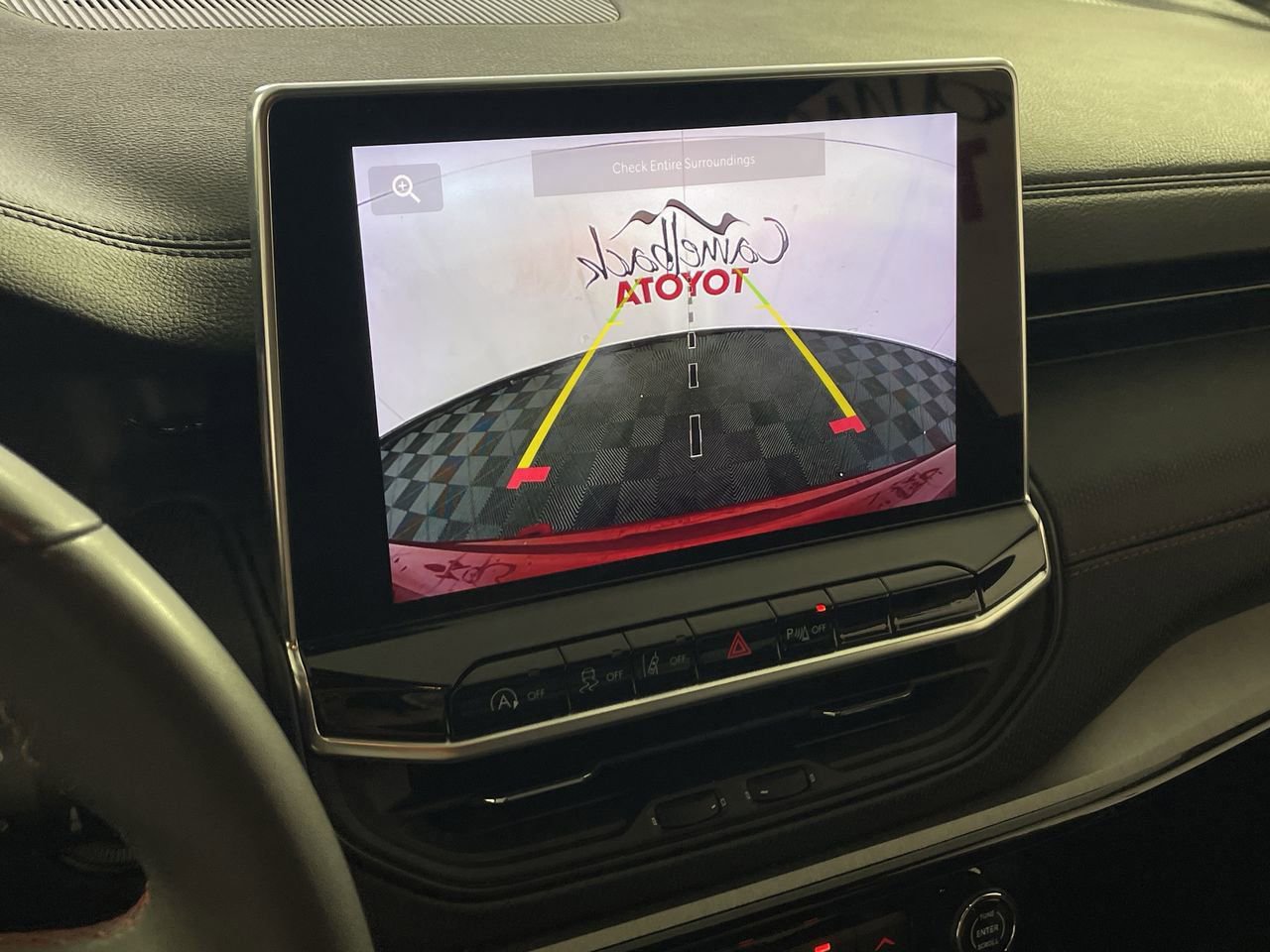 Used 2025 Jeep Compass Trailhawk image 16