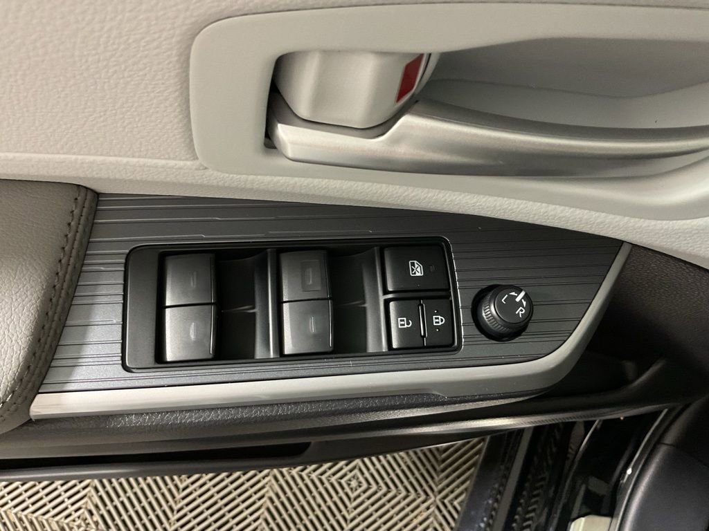 New 2026 Toyota Sienna XLE image 20