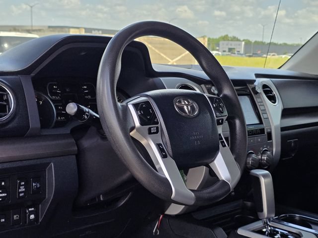 Used 2019 Toyota Tundra SR5 w/ Convenience Package AWD/4WD image 24
