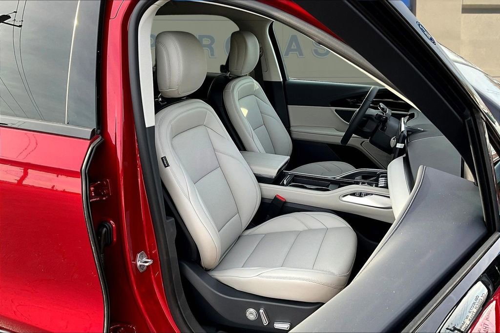 New 2026 Lincoln Nautilus Premier w/ Jet Appearance Package image 11