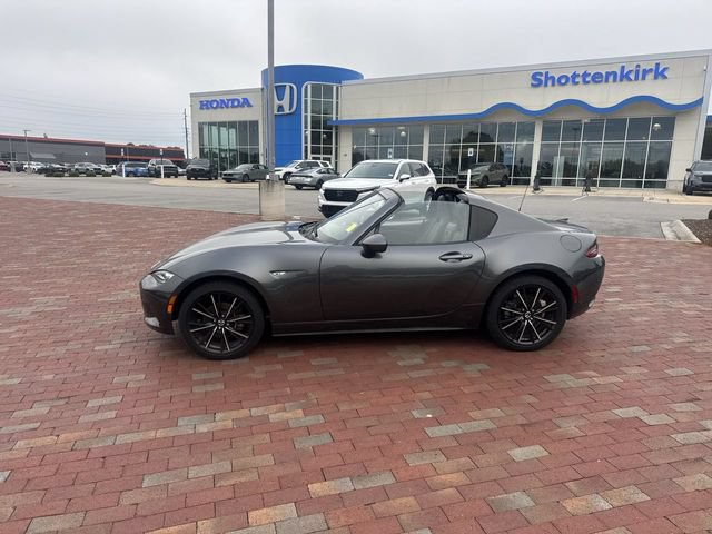 Used 2025 MAZDA MX-5 Miata RF Grand Touring RWD image 3