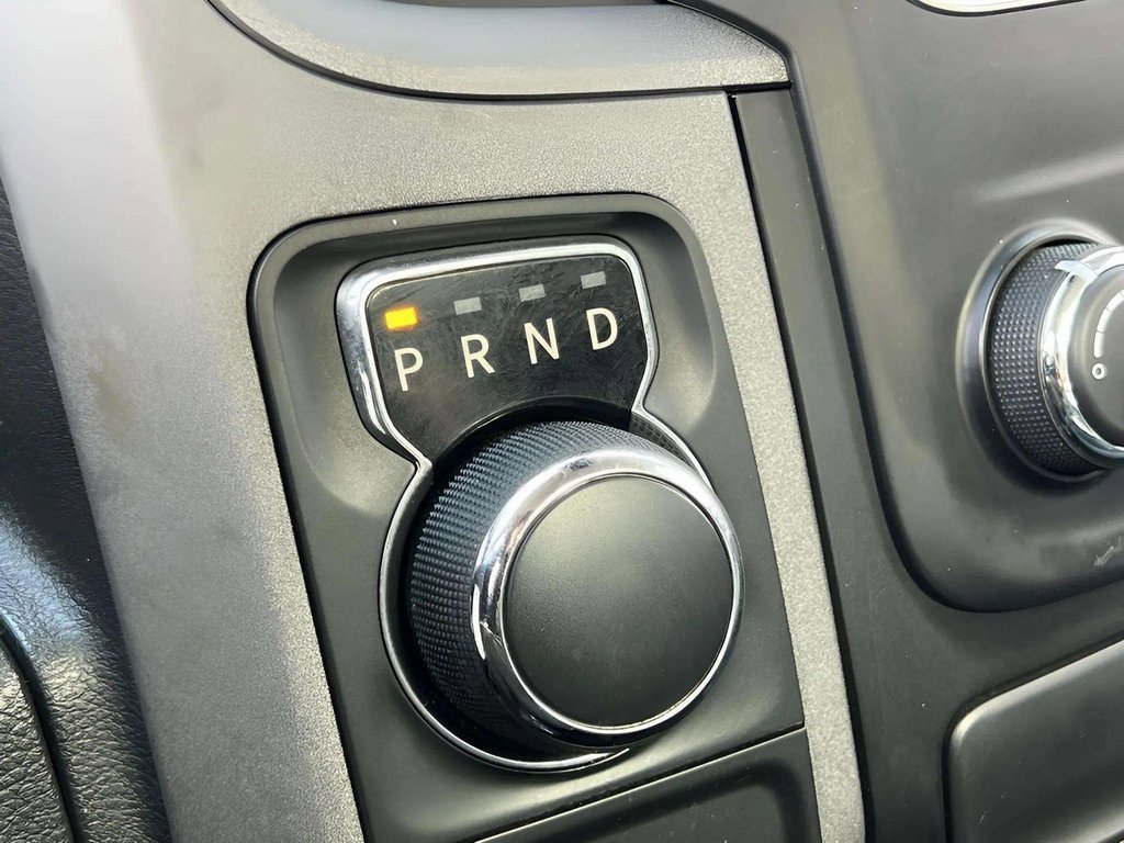 Used 2015 RAM 1500 Express image 22