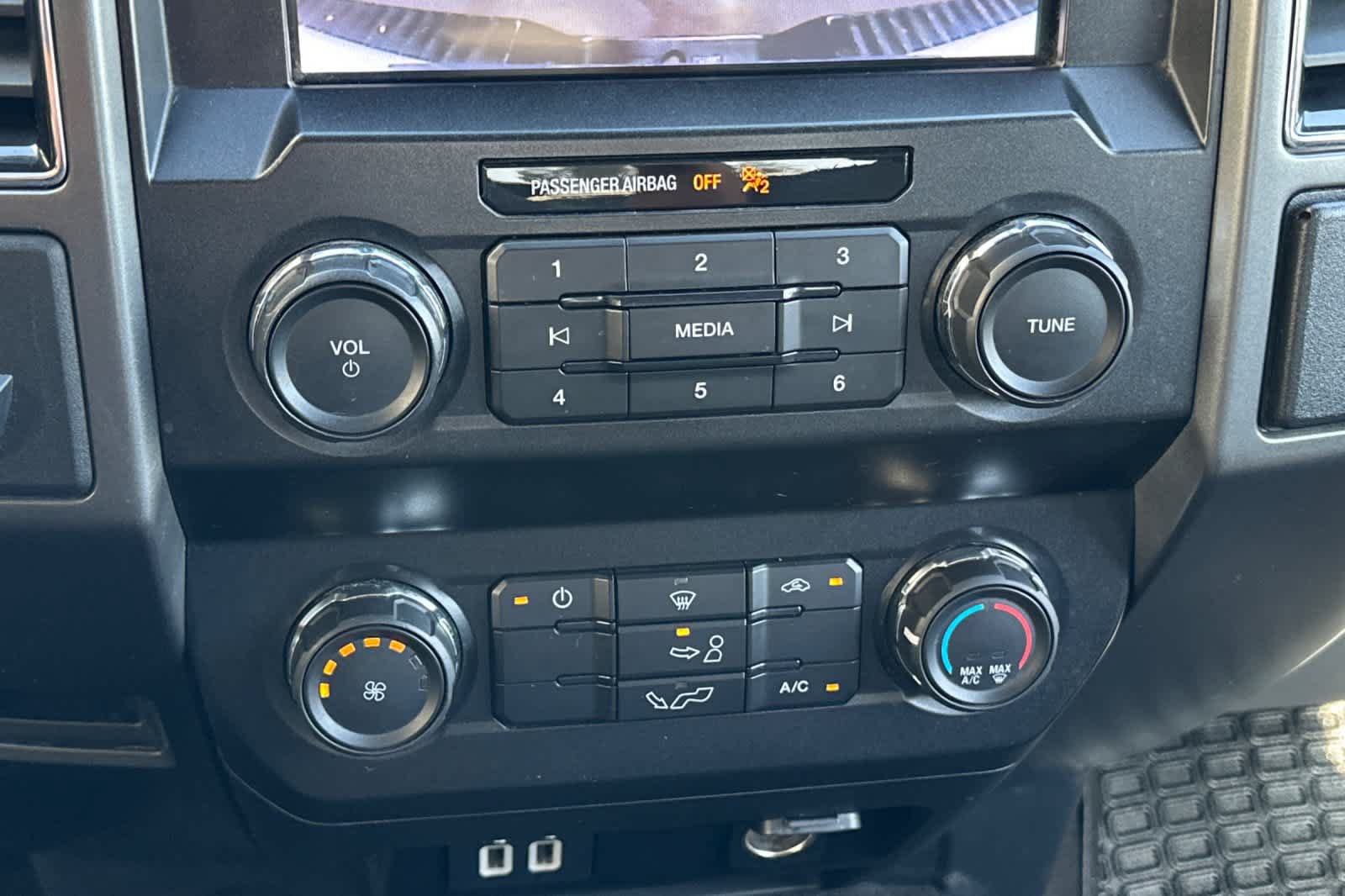 Used 2019 Ford F150 XLT RWD image 18