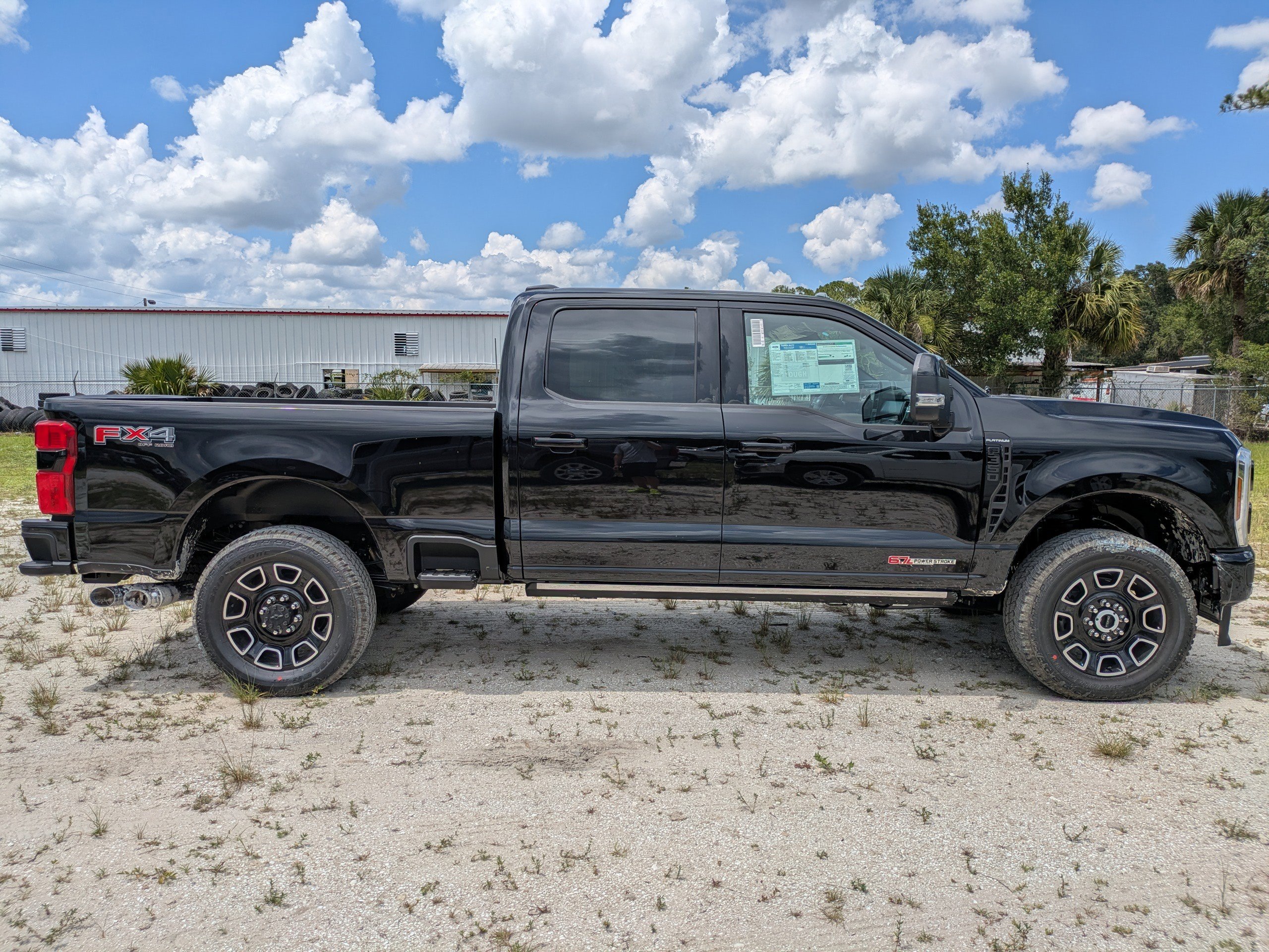New 2025 Ford F350 Platinum w/ FX4 Off-Road Package image 4