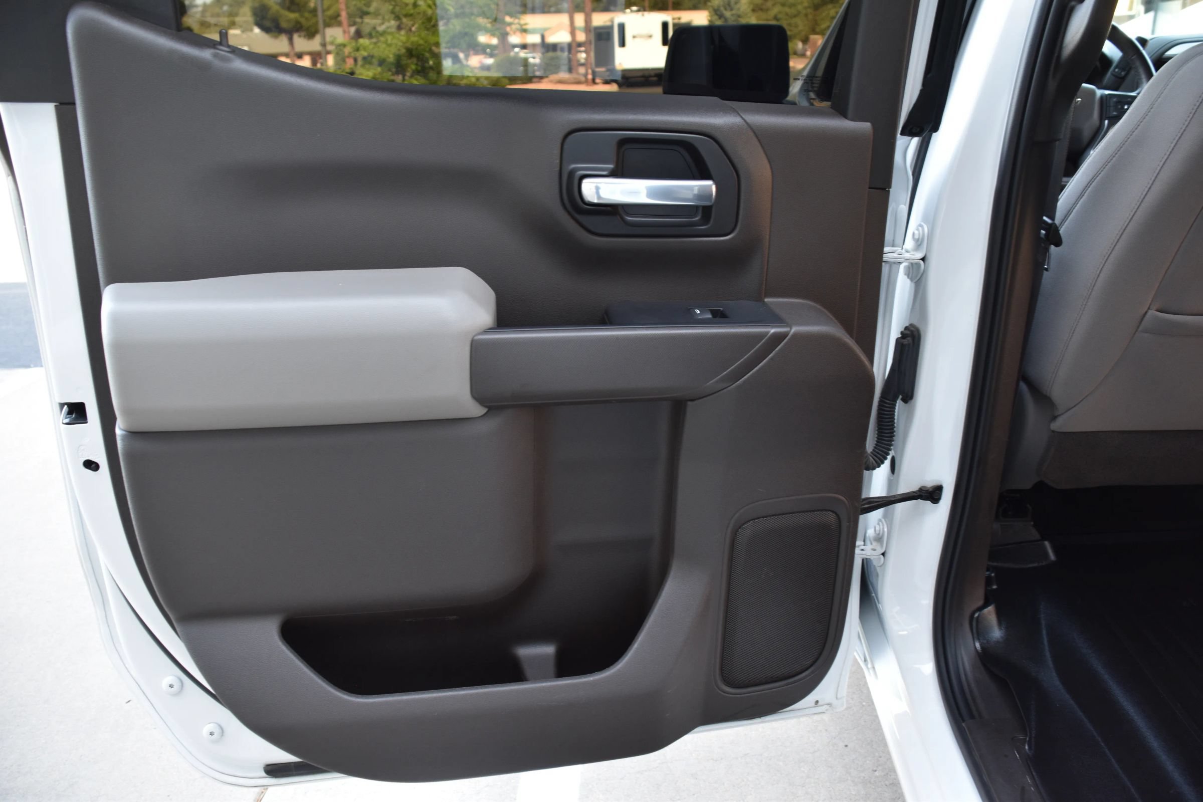 Used 2022 Chevrolet Silverado 1500 LT w/ LPO, Dark Essentials Package AWD/4WD image 23