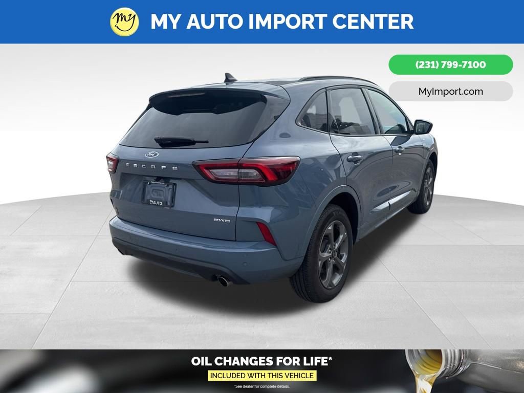 Used 2024 Ford Escape ST-Line w/ Tech Pack #1 AWD/4WD image 7