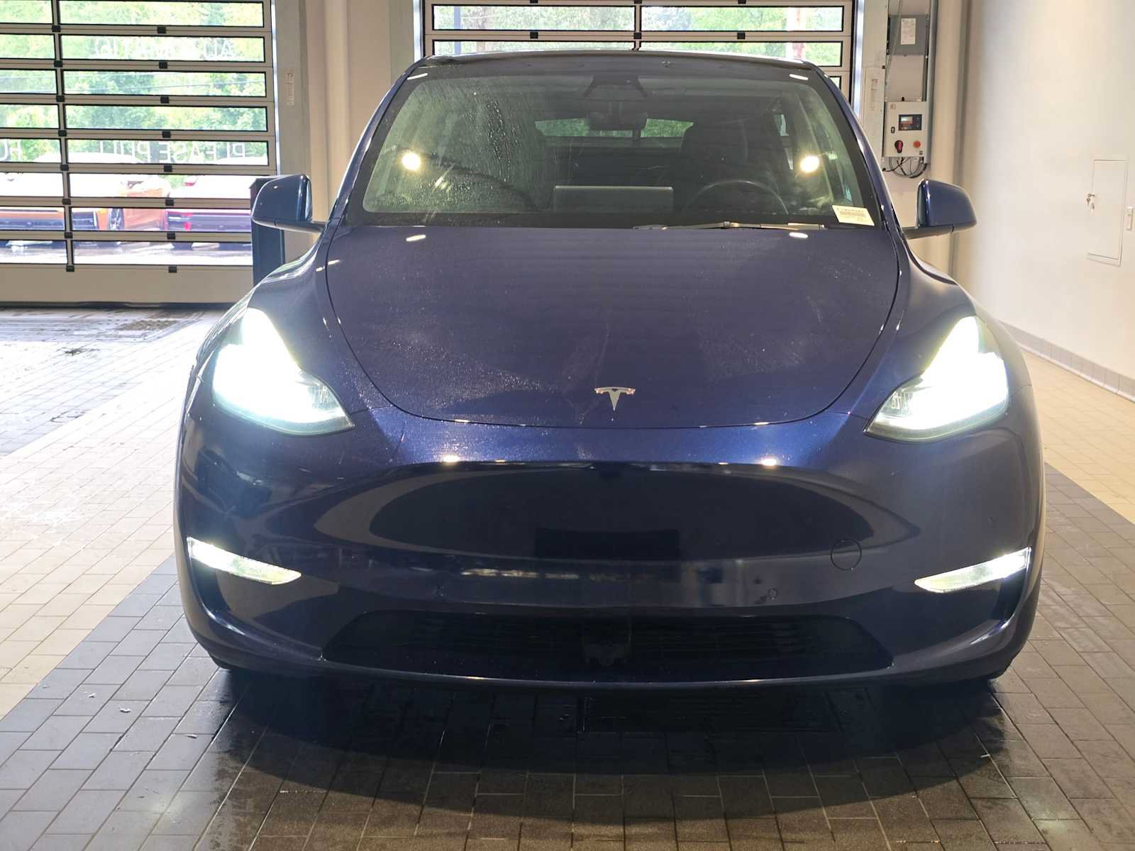 Used 2021 Tesla Model Y Long Range AWD/4WD image 10
