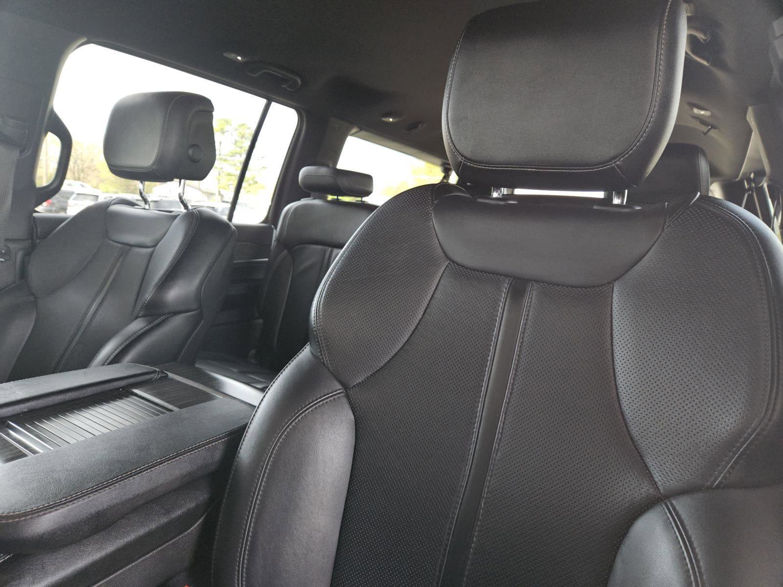Used 2024 Jeep Wagoneer L Series II w/ Flexible Seating Group image 24